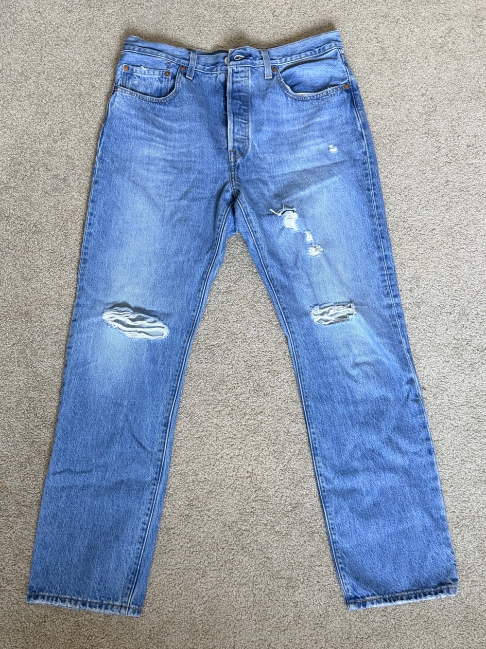 Levi’s straight leg Distressed Jeans